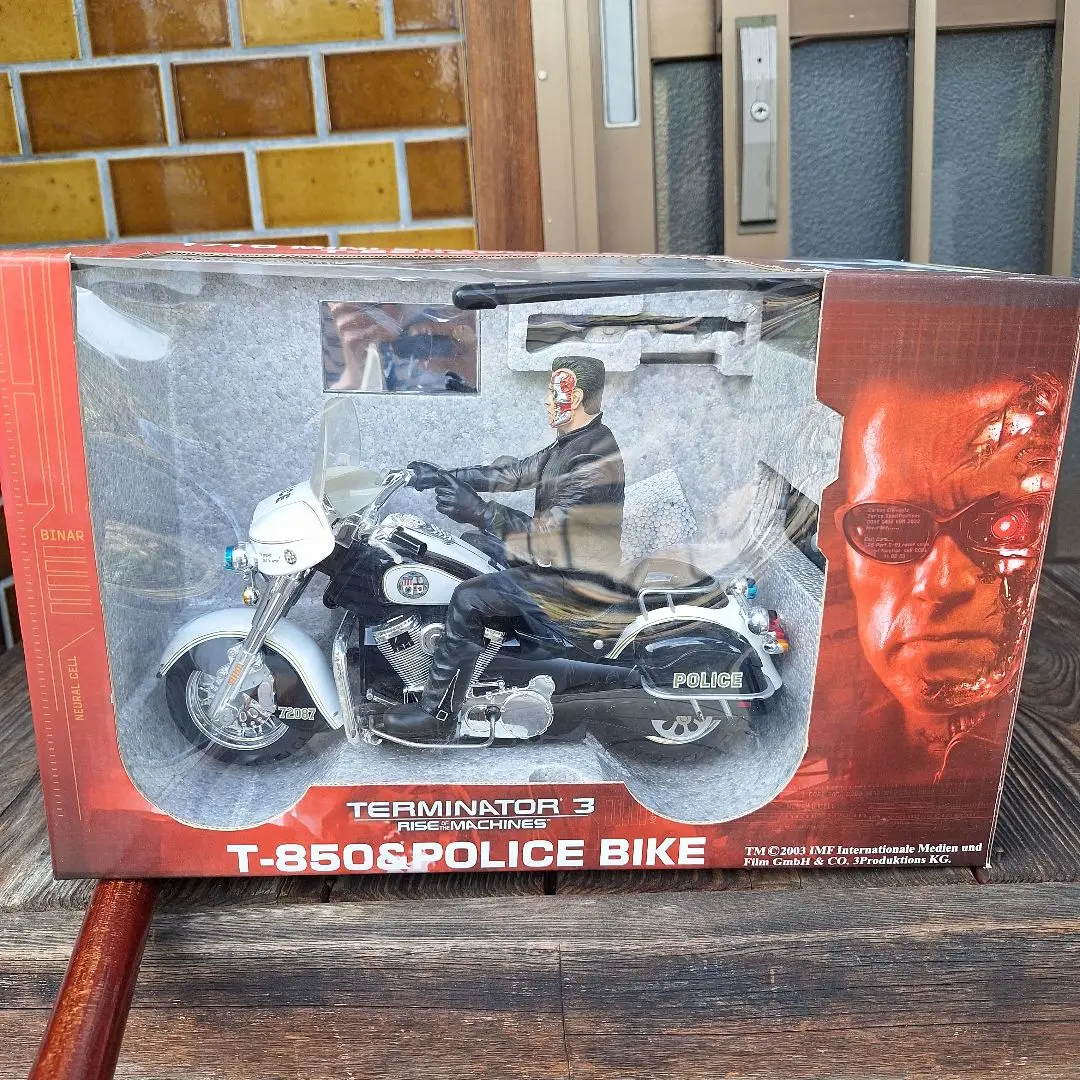 ターミネーターフィギュアセット 軽トラックラジコン付き　世田谷ベース ターミネーターフィギュアセット 軽トラックラジコン付き 世田谷