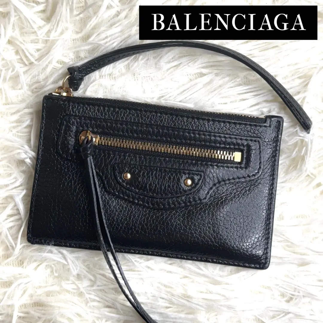 2025年最新】BALENCIAGA カラー：ブラック系 フラグメントケース