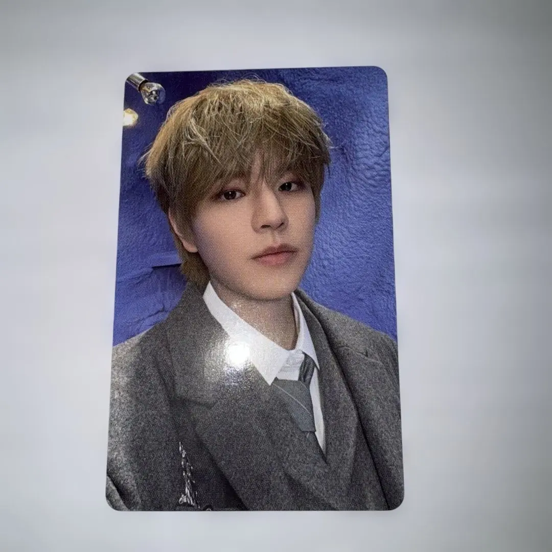 Thumbnail of Stray Kids Seungmin MAGIC SCHOOL trading card