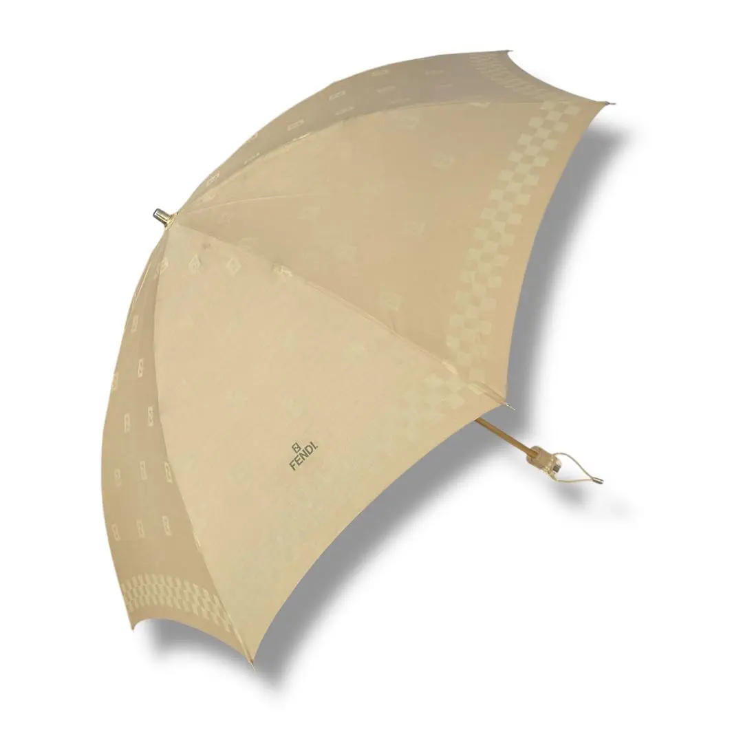 美品✨日傘 FENDI 折りたたみ傘 晴雨兼用 美品✨日傘 FENDI 折りたたみ傘 晴雨兼用 - メルカリ