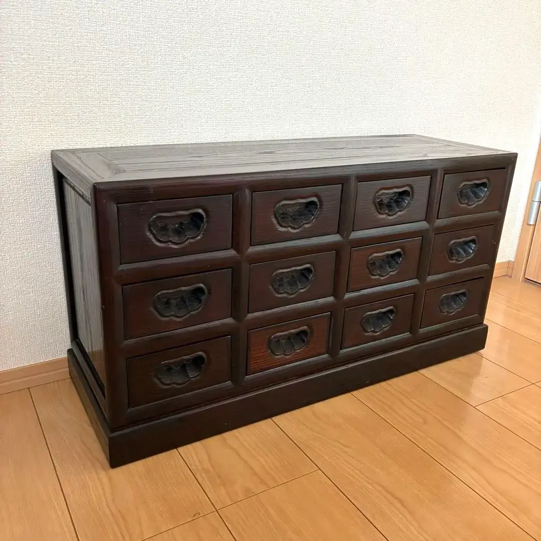 カリン銘木 無垢材 花梨箪笥 唐木家具チェスト 箪笥 タンス 収納 時代家具 2025年最新】花梨 チェストの人気アイテム - メルカリ