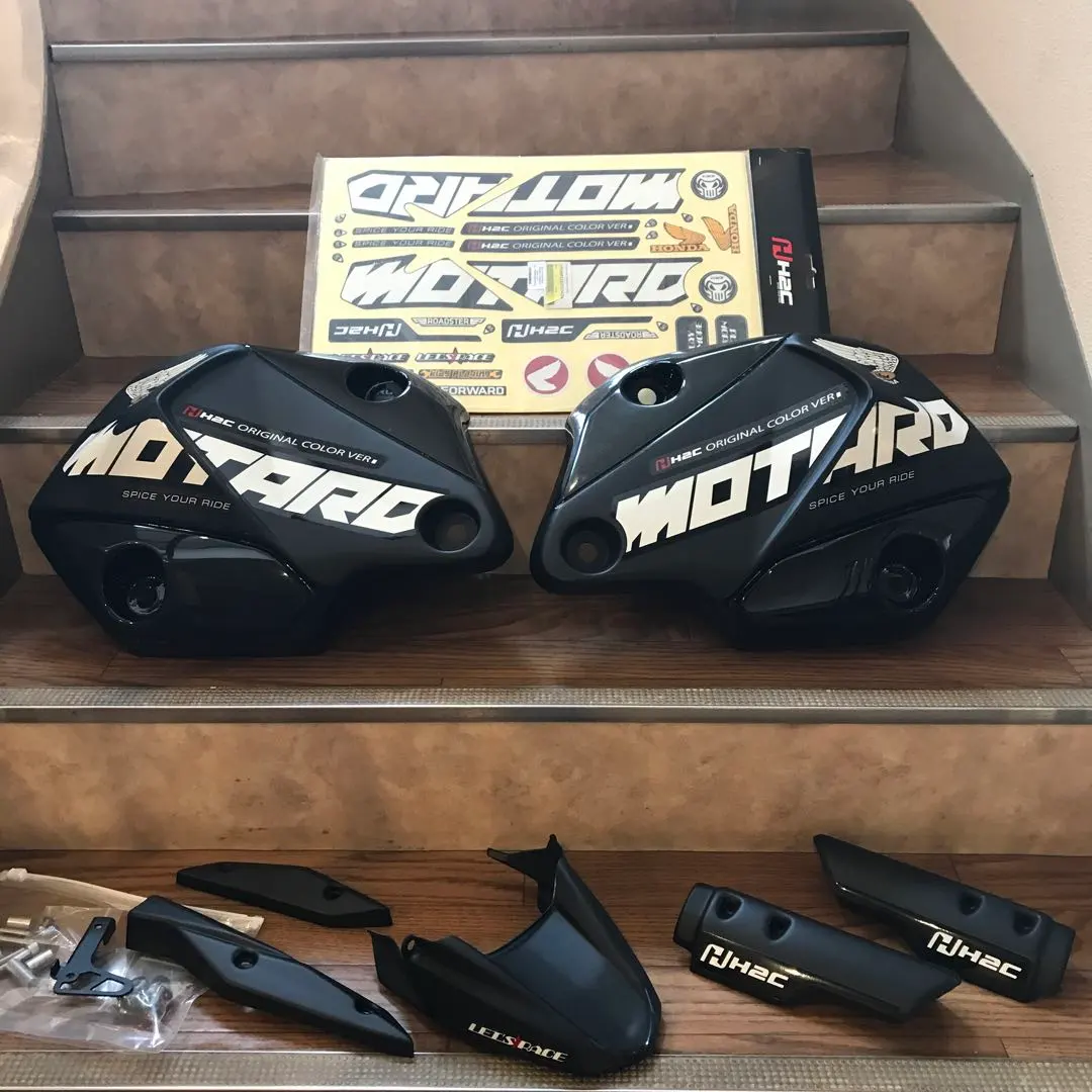 ホンダ純正　GROM JC92 外装　6点セット　1,190km走行　転倒なし ホンダ純正GROM JC92 外装6点セット1,190km走行転倒なし