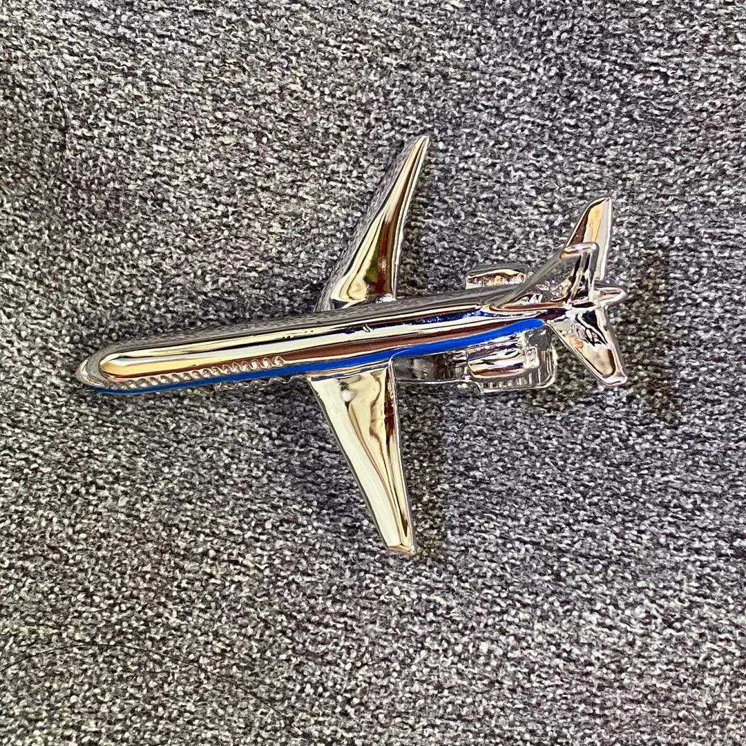 ジラフ　飛行機タイピン［GOLD］ Amazon.co.jp: ネクタイピンgiraFlNALFANTASYe ジラフ 飛行機