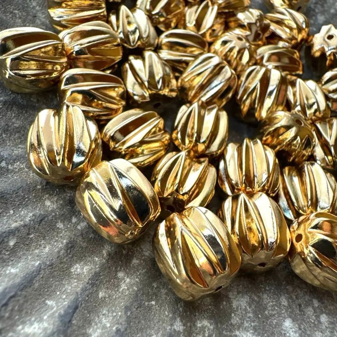 Thumbnail of [20 Pieces] Striped Acrylic Beads Gold Design, Many Beads