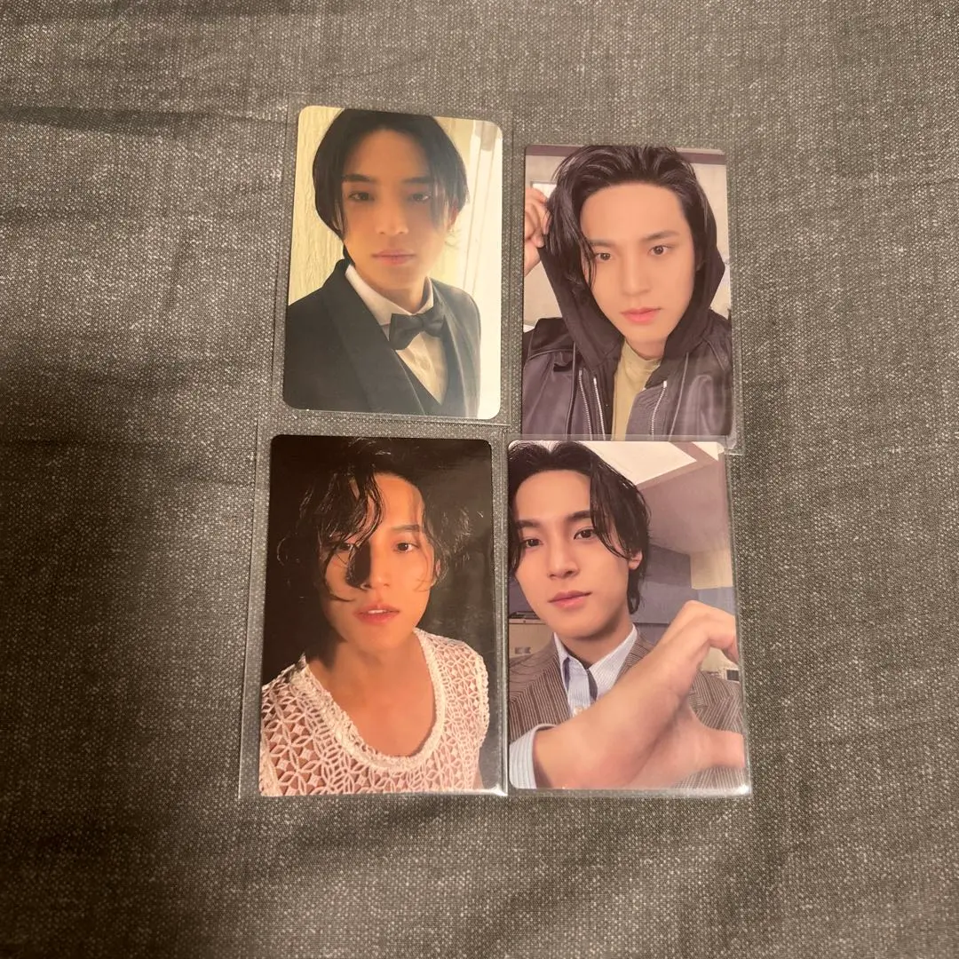 Thumbnail of SEVENTEEN FML Mingyu trading card set