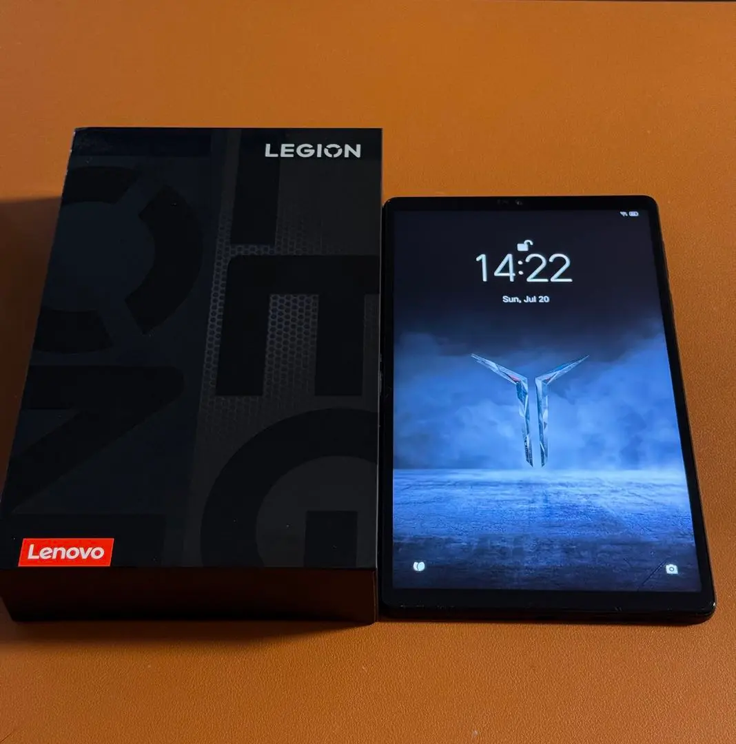 ★週末特価★Lenovo Legion Y700 2025 16GB/512GB Lenovo LEGION Y700 2025 Anti-glare Gaming Tablet WiFi 8.8