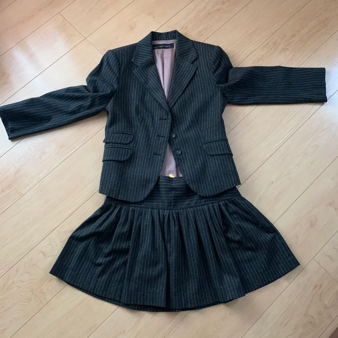 ZARA BASIC 灰色條紋裙裝套裝 的縮圖