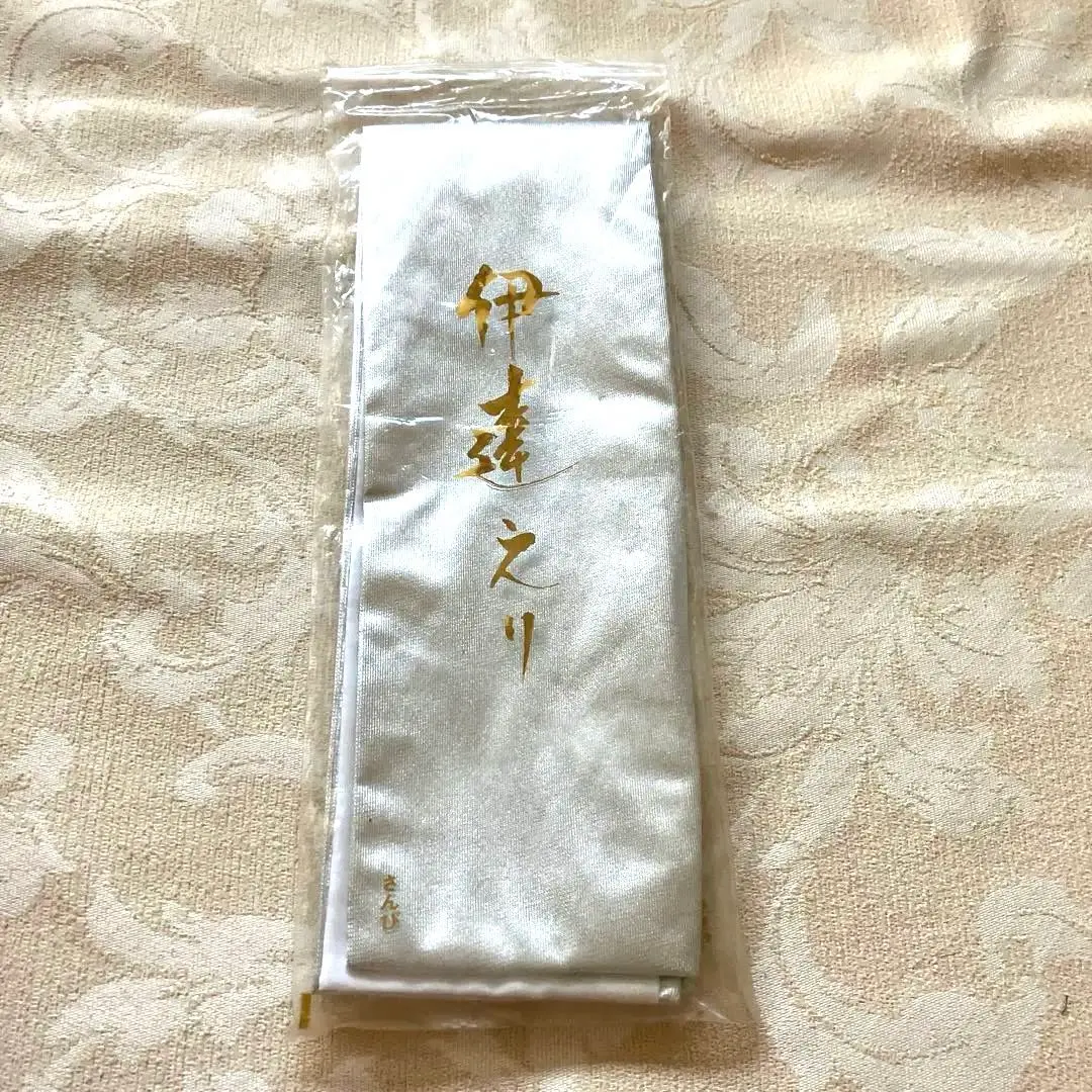 僅使用一次❣️三味・伊達領 豪華銀色❣️寬領型，寬11.5公分 的縮圖