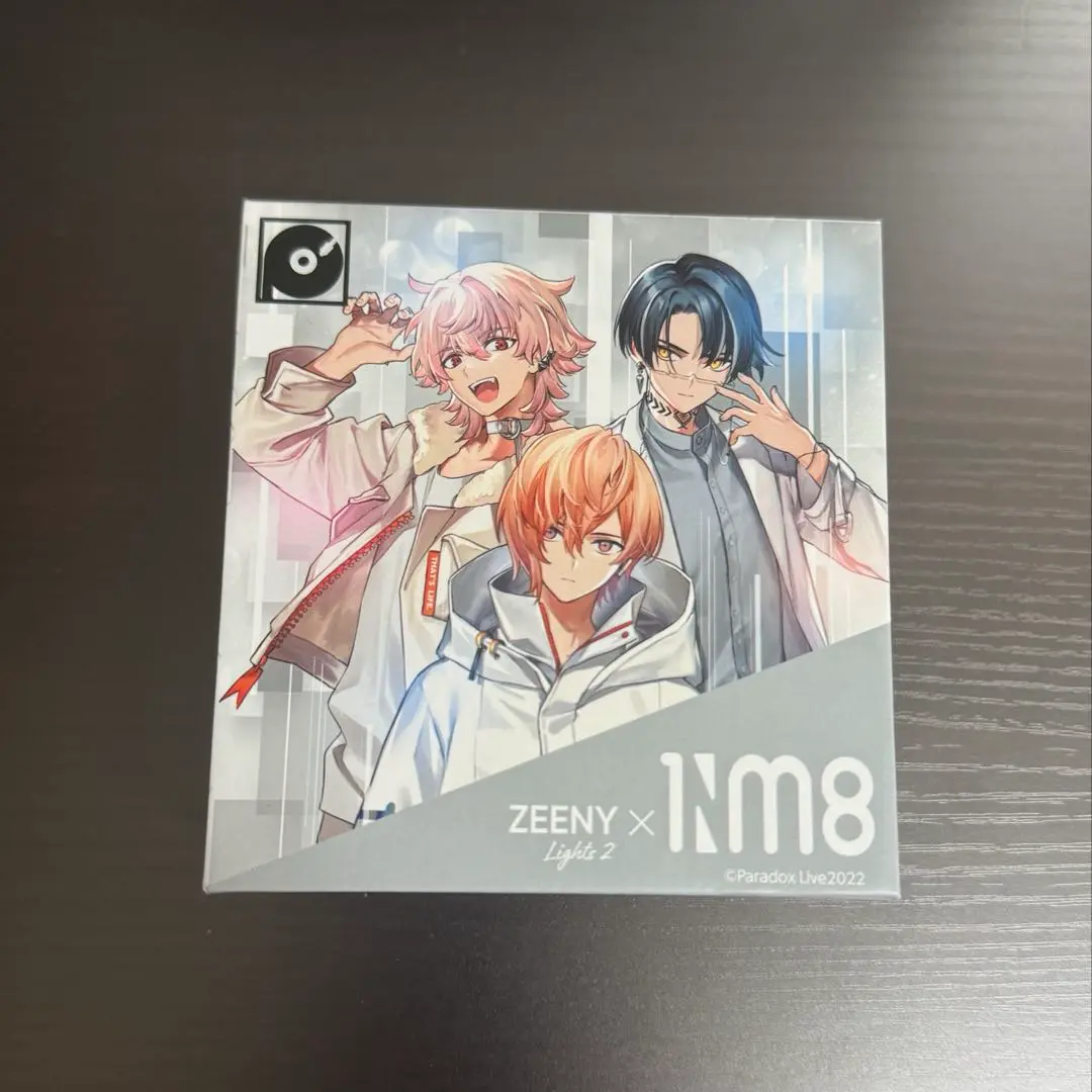 パラライ ZEENY x 1M8 Light 2 未開封 パラライ ZEENY x 1M8 Light 2 未開封