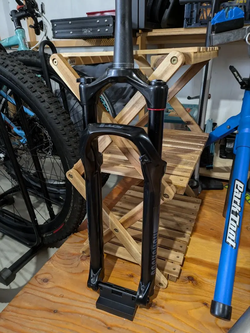 値下げ交渉可　ROCKSHOX judy 引取り歓迎 Amazon | RockShox Judy Gold RL サスペンションフォーク - 27.5