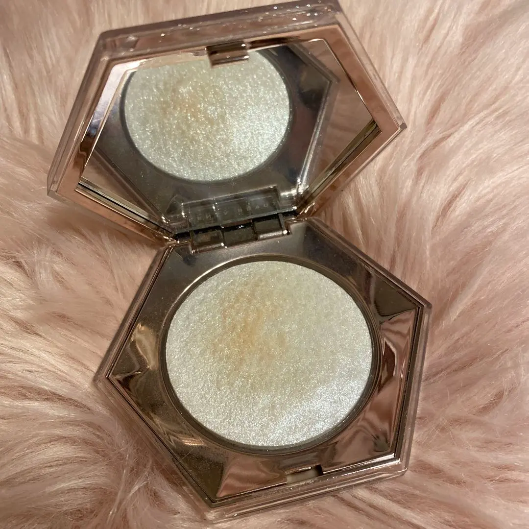 2025年最新】fentybeautyハイライトの人気アイテム - メルカリ