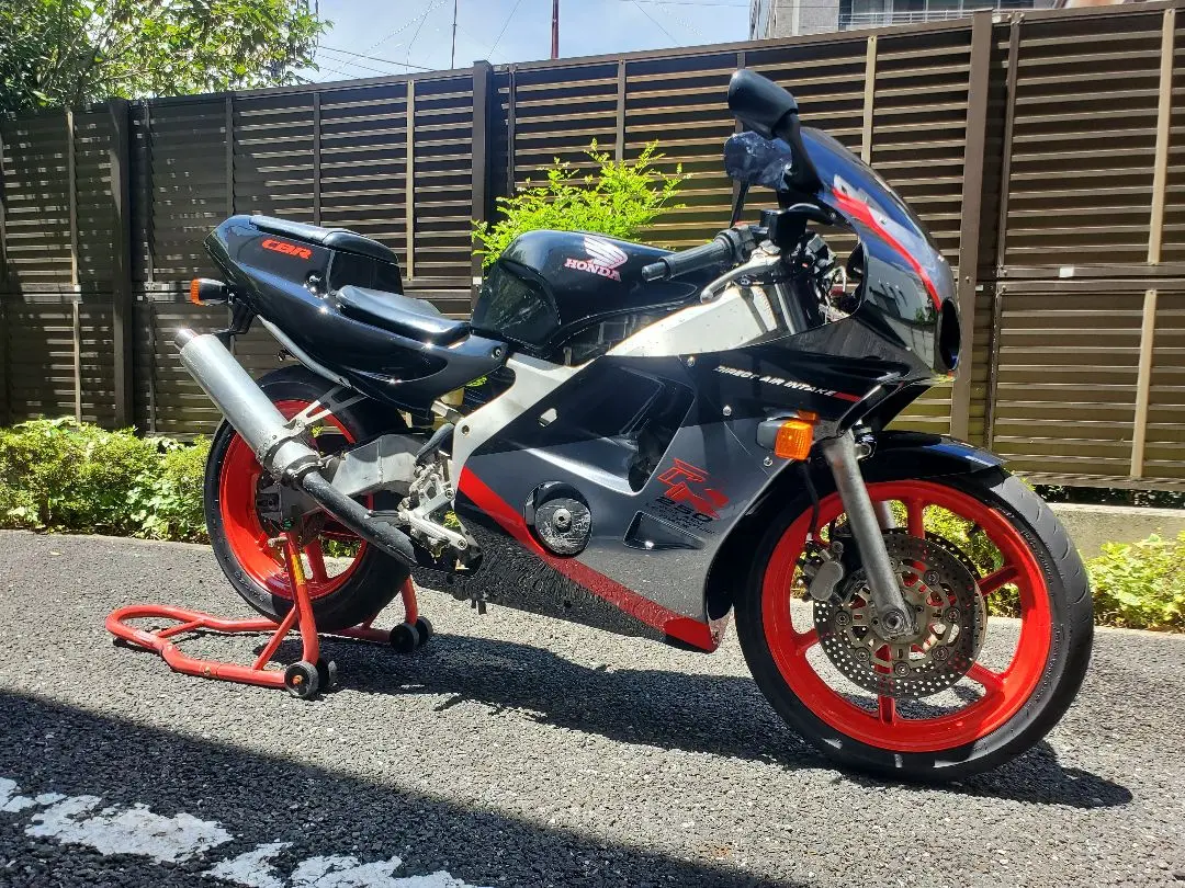 MC22 タンク　CBR250RR Yahoo!オークション -「cbr250rr mc22 タンク」(自動車