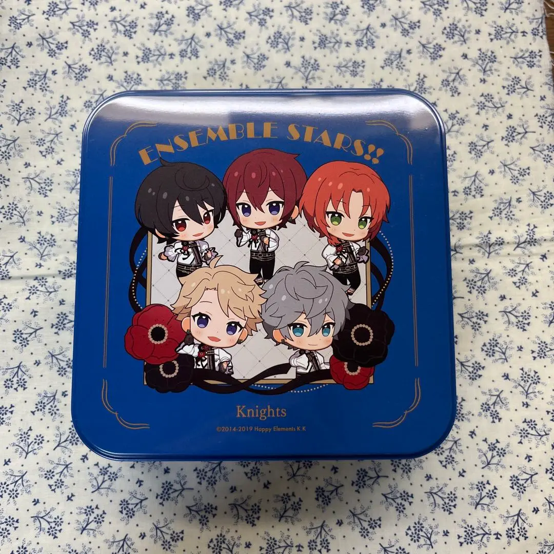 あんスタ アニカフェ クッキー缶 缶バッジ セット 新品☆あんスタ☆アニカフェ☆星型缶バッジの通販 by ♡'s shop