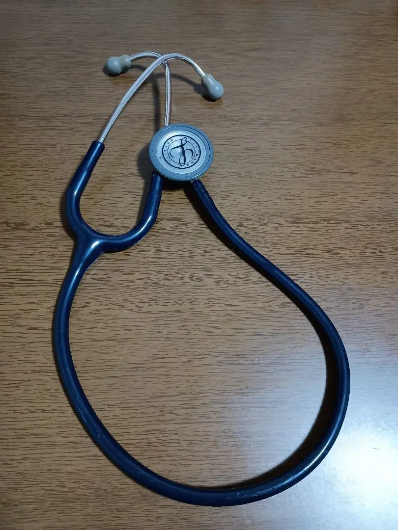 Littmann Classic III 聴診器 5822 ネイビーブルー 51yW7G46YlS._UF894,1000_QL80_.jpg