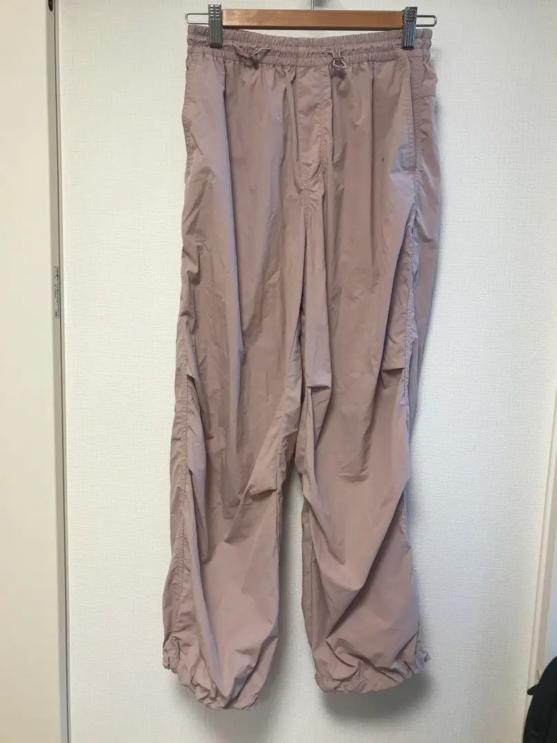 【2025／新品タグ付✨】TICCA カーゴパンツ パラシュートパンツ　ピンク TICCA (ティッカ) カーゴパンツ