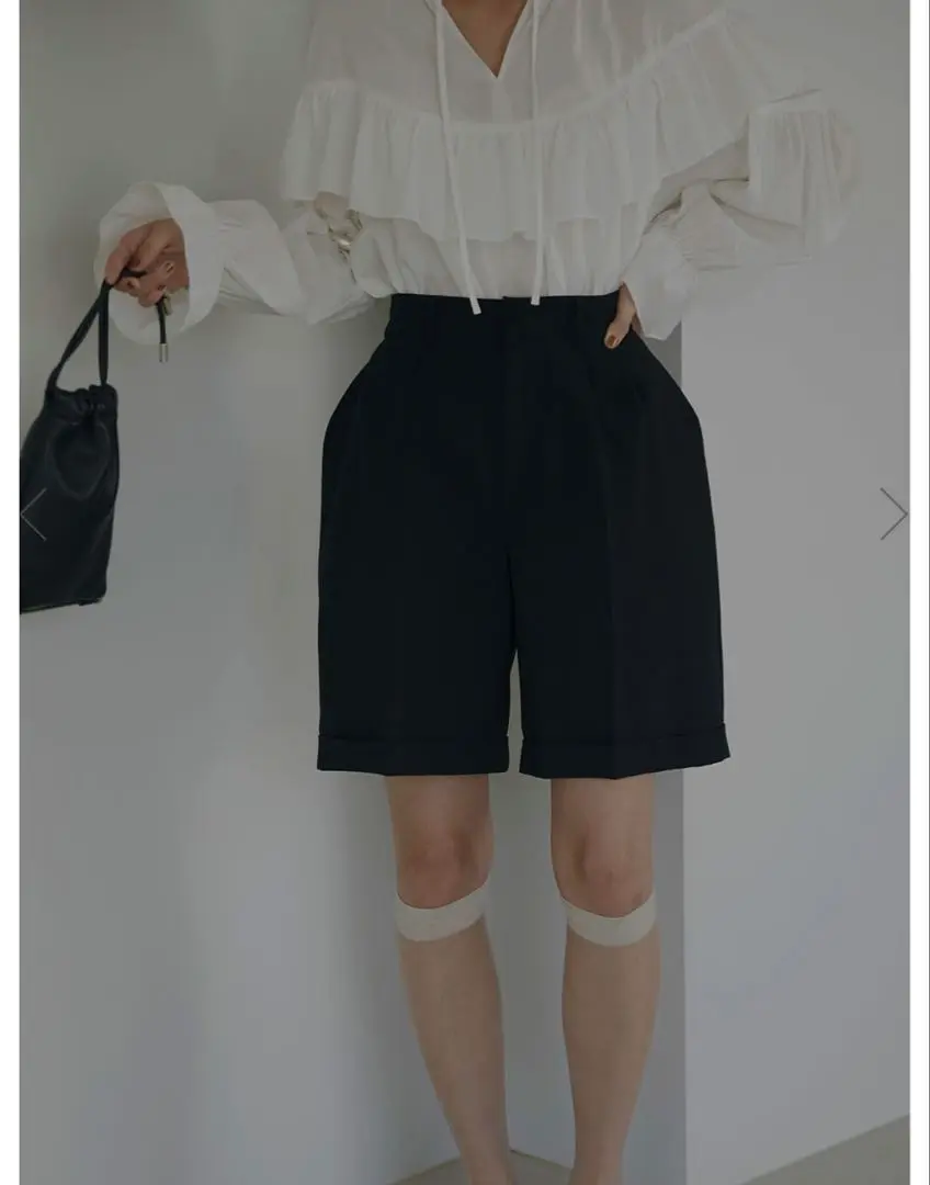 値下げ★AMERI BASIC SLIM HALF PANTS Ameri（アメリ）の「BASIC SLIM HALF PANTS（その他パンツ