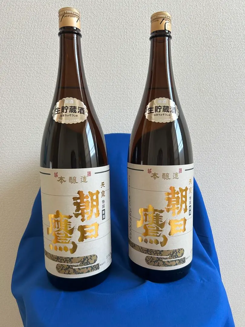 朝日鷹 特別純米酒 720ml 2本セット 楽天市場】朝日鷹 特撰本醸造（生貯蔵酒・低温貯蔵酒）飲み比べ