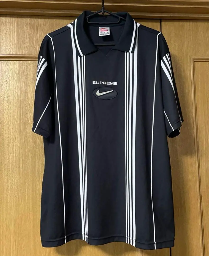 最終価格　シュプリーム　ナイキ　supreme nike stripe Supreme®/Nike® Stripe Rugby | Supreme 25ss