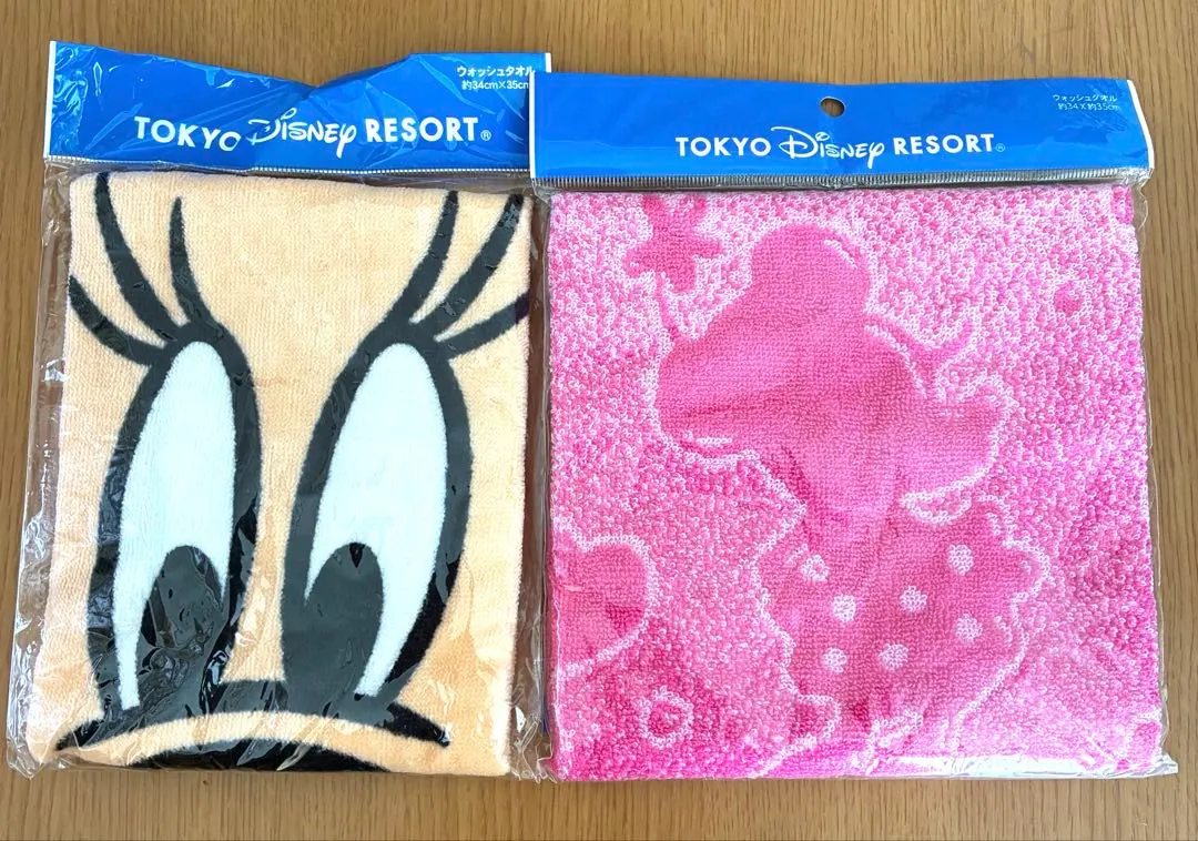 Thumbnail of Minnie Mouse Towel Set of 2 Tokyo Disney Resort