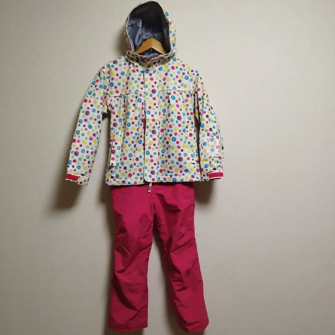 Thumbnail of NIMA Nima Ski Wear for Kids, Size 140, Girls, Top and Bottom Set