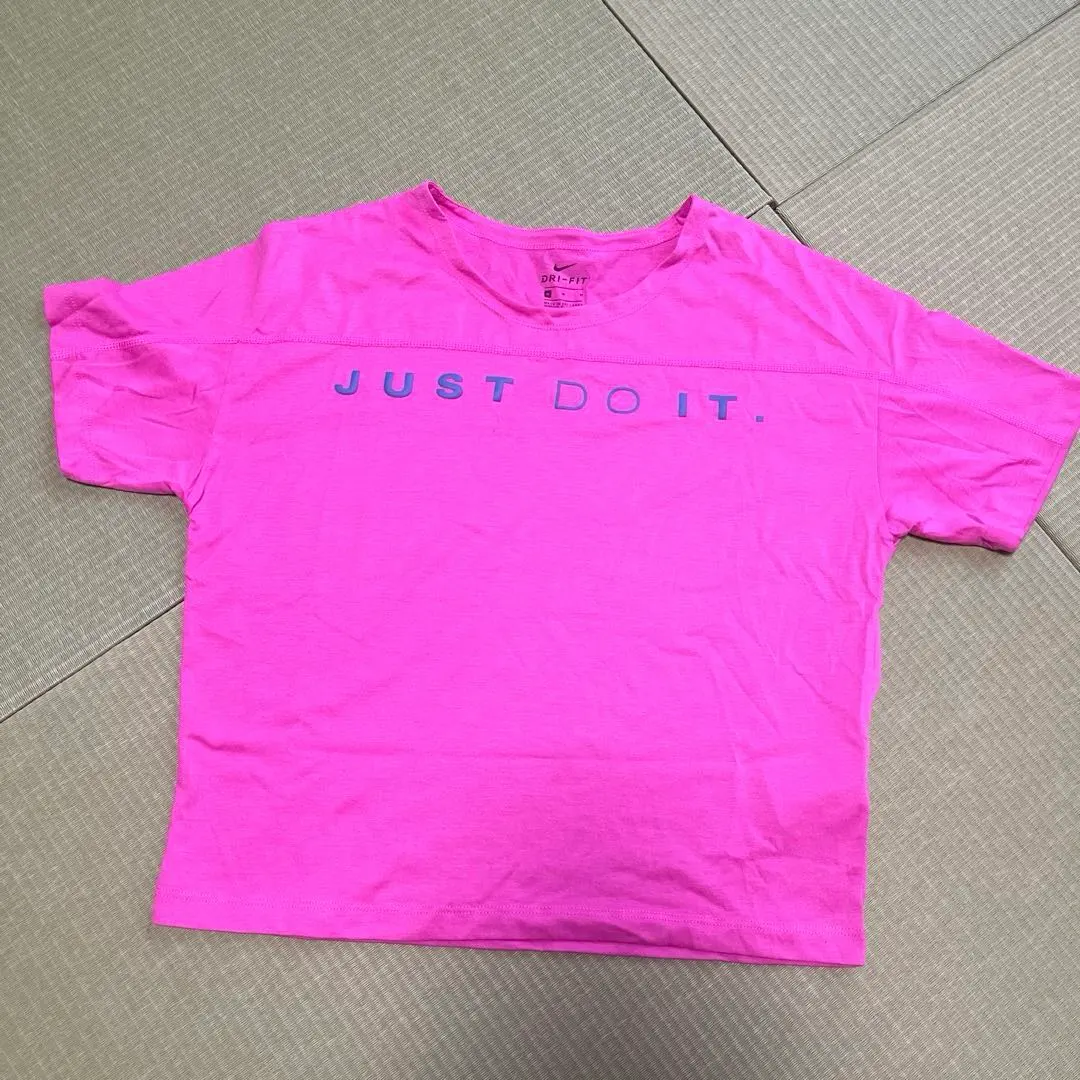 Thumbnail of NIKE DRI-FIT Women's Size M T-shirt Pink