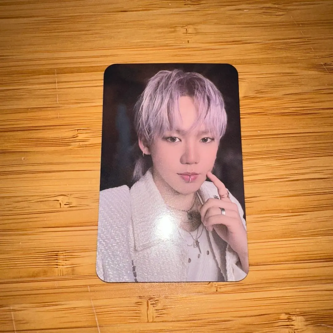 Thumbnail of Hyunsuk Treasure photocard