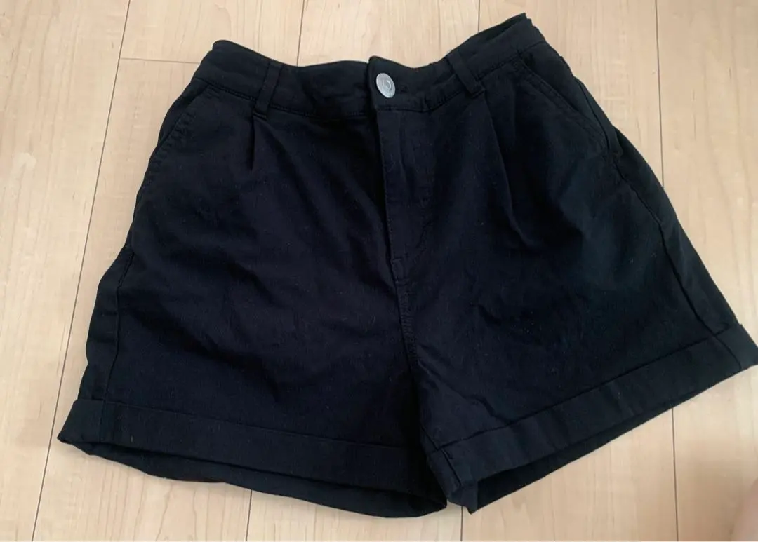 Thumbnail of Black shorts, size S