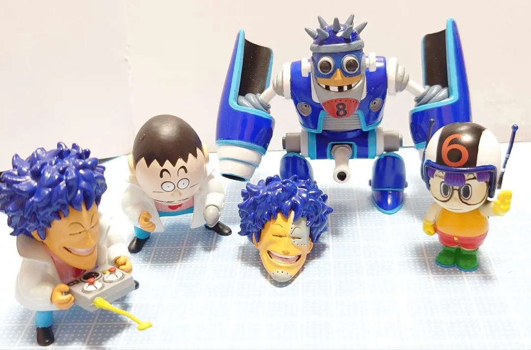 Dr.スランプ　アラレちゃん　マシリト世界征服　キャラメルマン8号　美品 Amazon.co.jp: Dr.スランプ アラレちゃん Dr.マシリト 世界征服