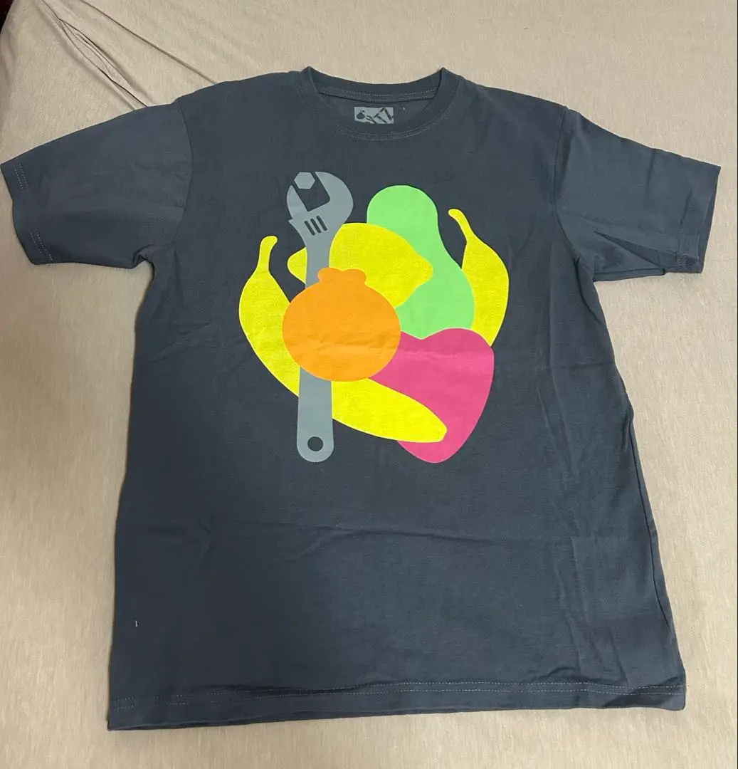 未着用⭐スピッツHIMITSU STUDIO ビッグTシャツ ひみつスタジオ刺繍 未着用⭐スピッツHIMITSU STUDIO ビッグTシャツ ひみつスタジオ