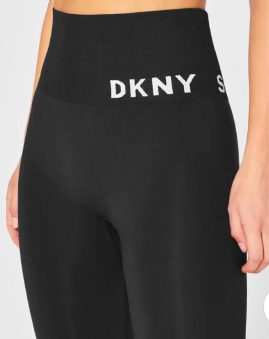 DKNY SPORT レギンス/スパッツ　新品未使用タグ付き DKNY SPORT レギンス/スパッツ 新品未使用タグ付き - メルカリ