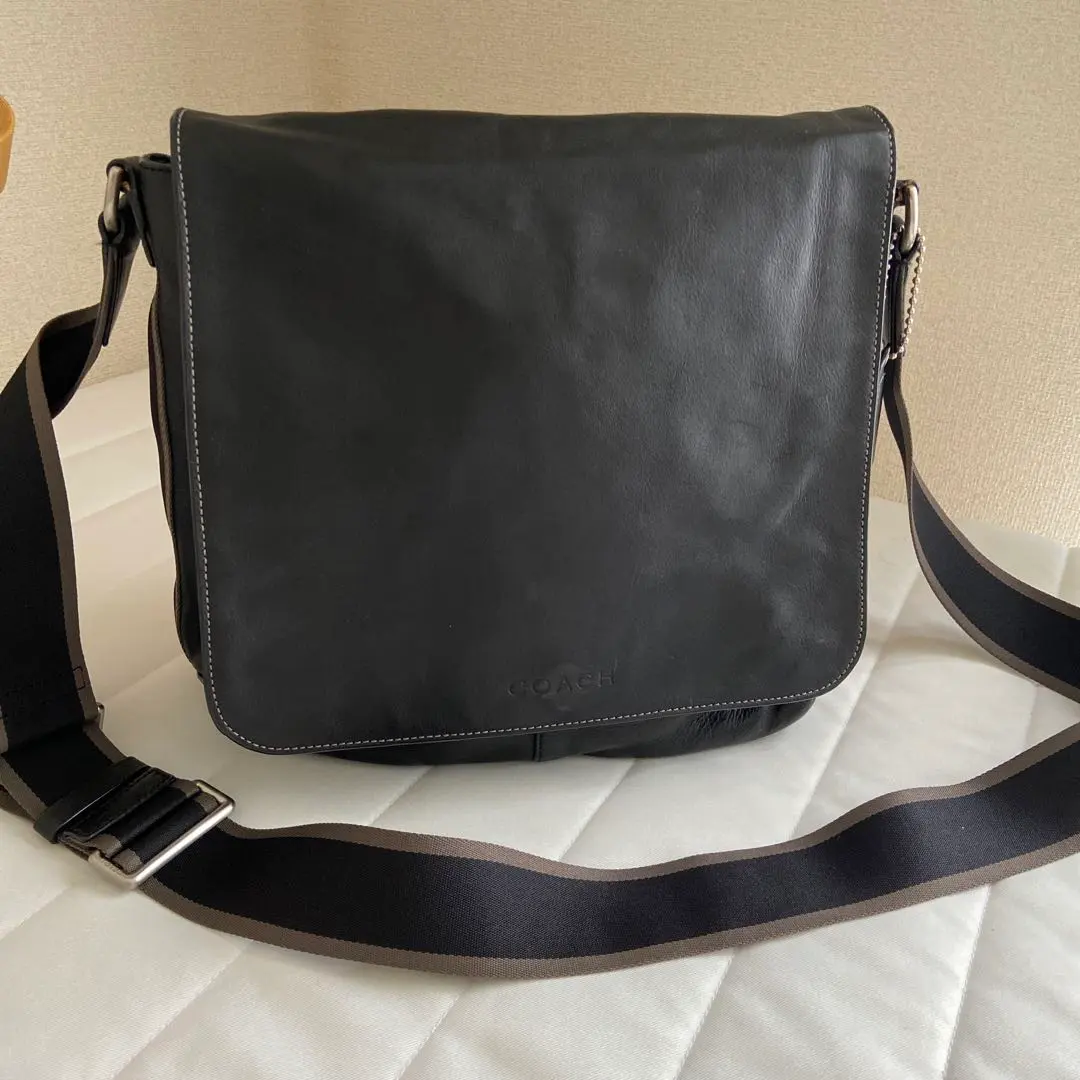 Thumbnail of ❮ COACH ❯ Coach Shoulder Bag Black