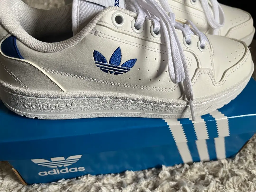 Thumbnail of adidas NY 90 * White x Royal Blue * FZ2247 * 23.5cm