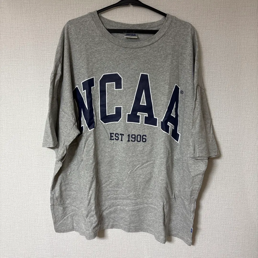 NCAA 灰色 T恤 L 尺寸 的縮圖