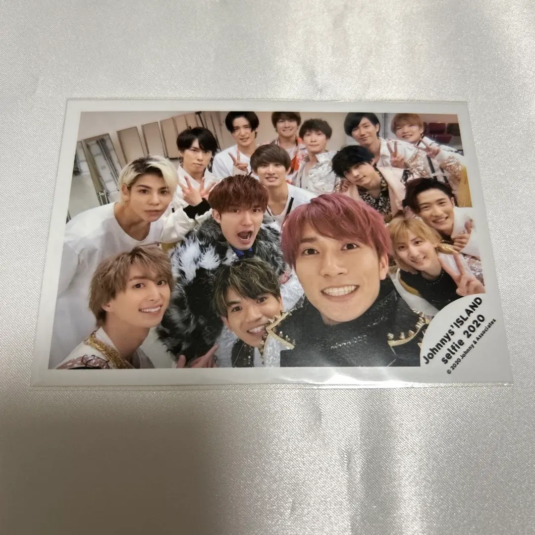 Thumbnail of Official photos Snow Man SixTONES