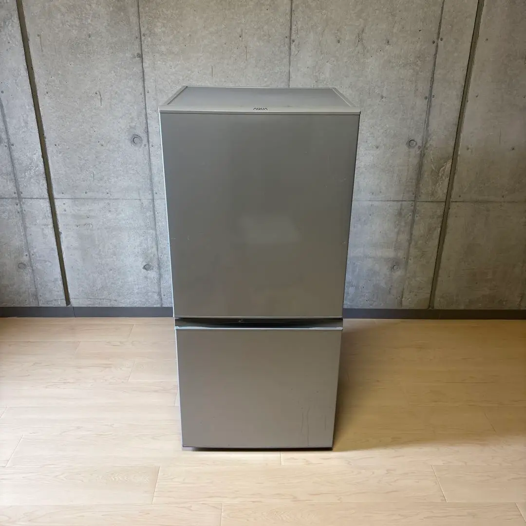 AQUA ノンフロン 冷蔵庫 冷凍庫　単身世帯 AQR-16E(R) 157L AQUA ノンフロン 冷蔵庫 冷凍庫 単身世帯 AQR-16E(R) 157L