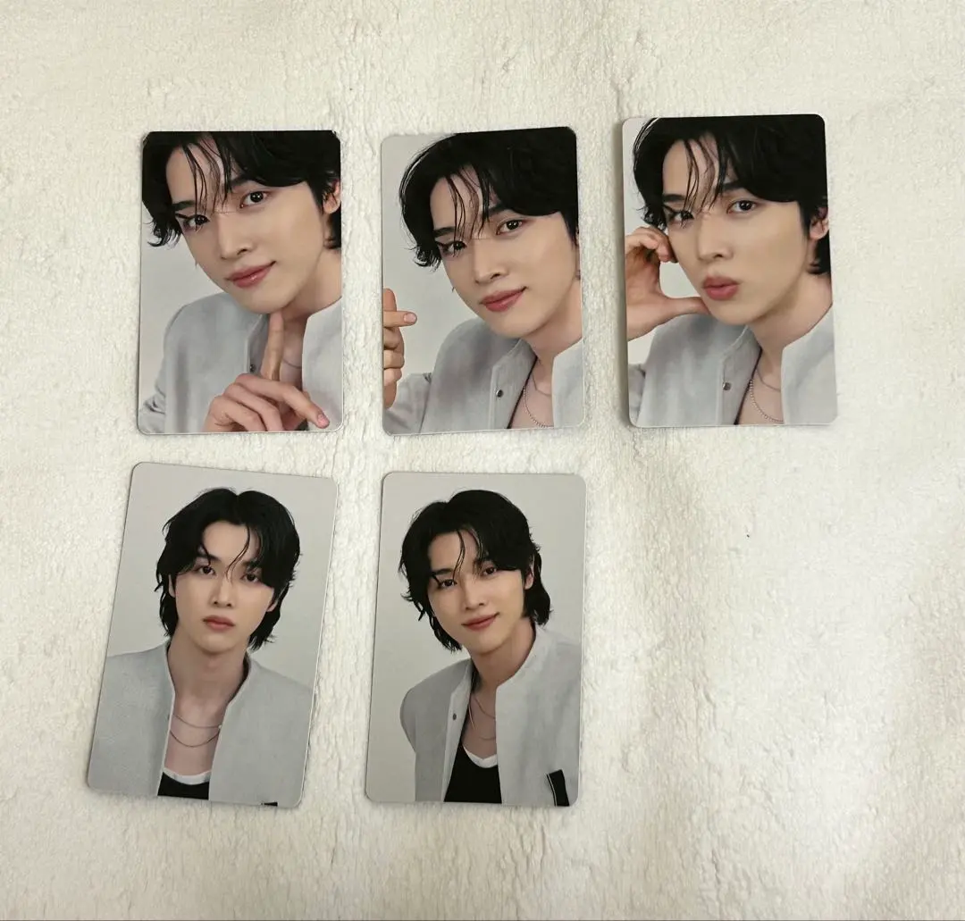 Thumbnail of RIIZE Random Photo Card RIIZING LOUD Shotaro Trading Card