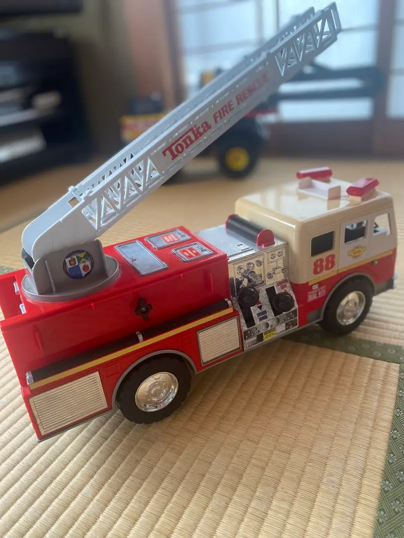 【希少】TONK / トンカ ハシゴ車 レスキュー隊 ミニカー 2025年最新】tonka 消防車の人気アイテム - メルカリ