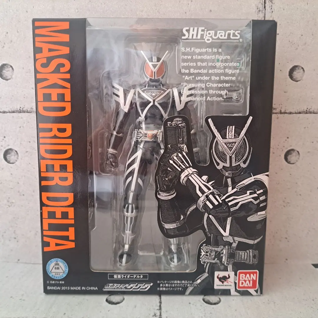 Thumbnail of S.H.Figuarts Kamen Rider Delta