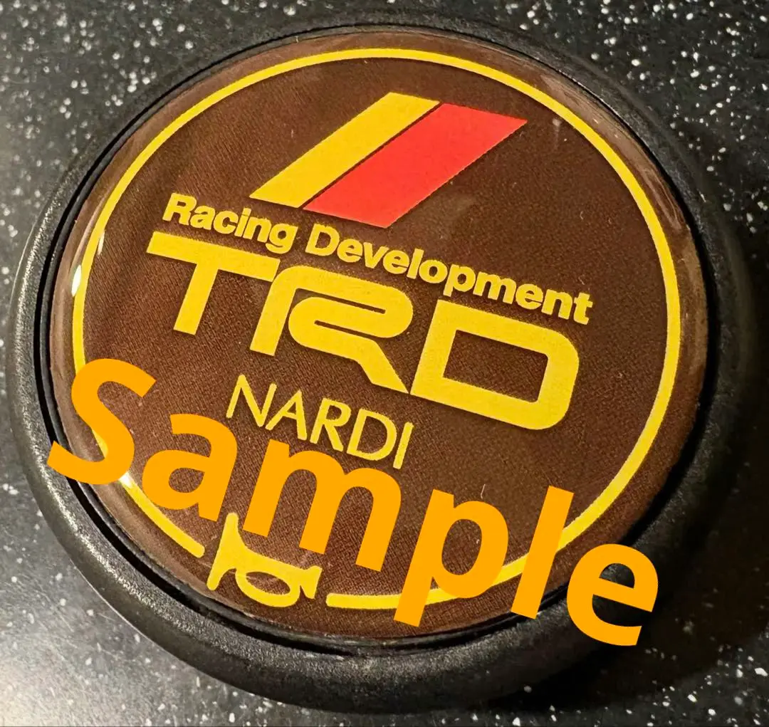 懐かしいロゴ TRD ステアリングホーンボタン