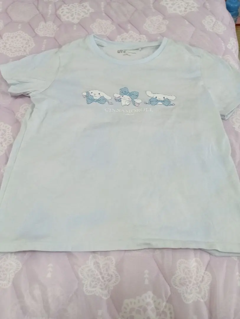 Thumbnail of Kids 160cm Uniqlo Sanrio Cinnamoroll T-shirt