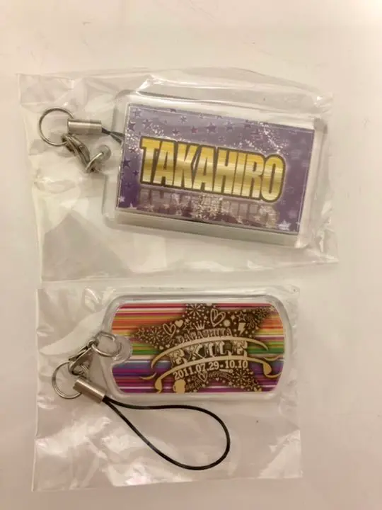 EXILE TAKAHIRO バースデー　アクリルチャーム　セット 2025年最新】takahiro誕生日の人気アイテム - メルカリ