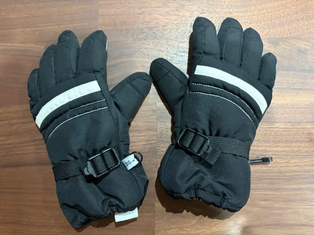 Thumbnail of Ski gloves, mittens, size 130, for children