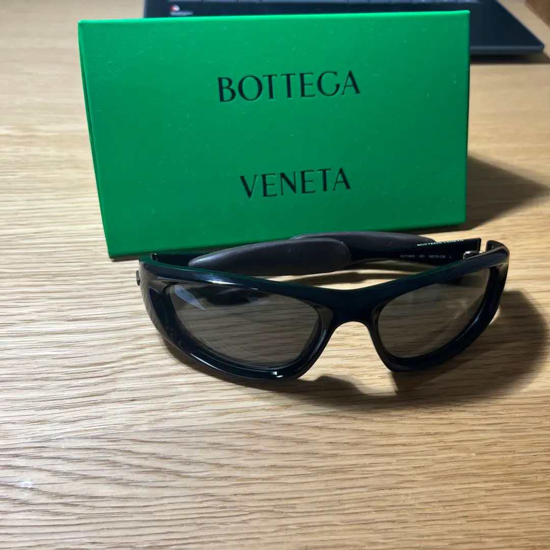 2025年最新】Bottega Veneta レンズ特徴：度なし メンズ