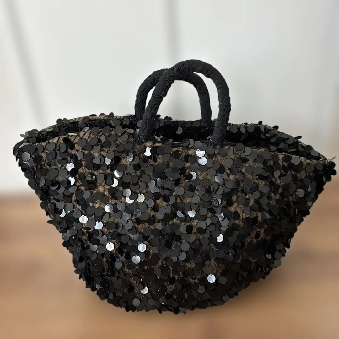 antonella galasso スパングルかごバッグ　イタリア製　ほぼ新品 antonella galasso スパングルかごバッグイタリア製ほぼ新品