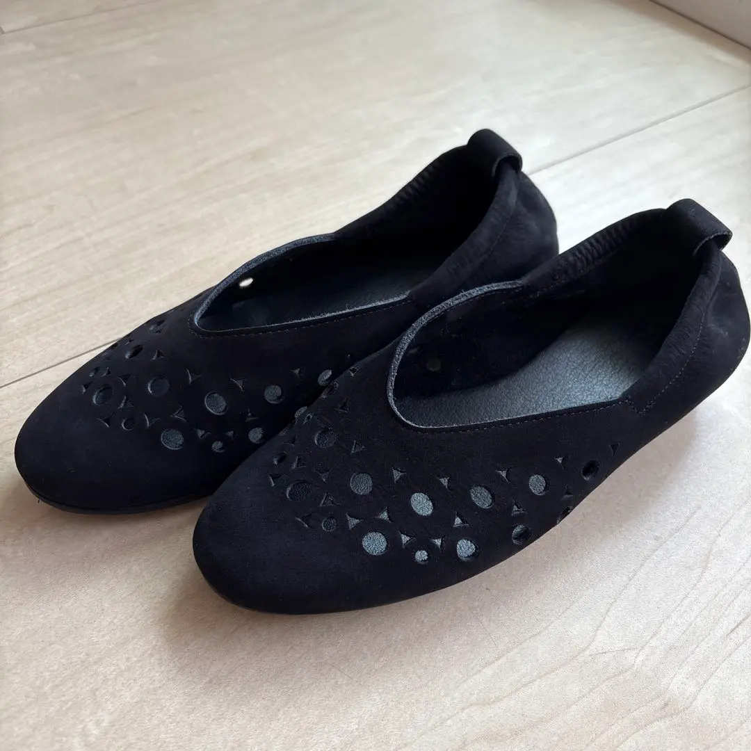 Arche フラットシューズ37 極美品】arche アルシュ フラットシューズ 37 バレエシューズ