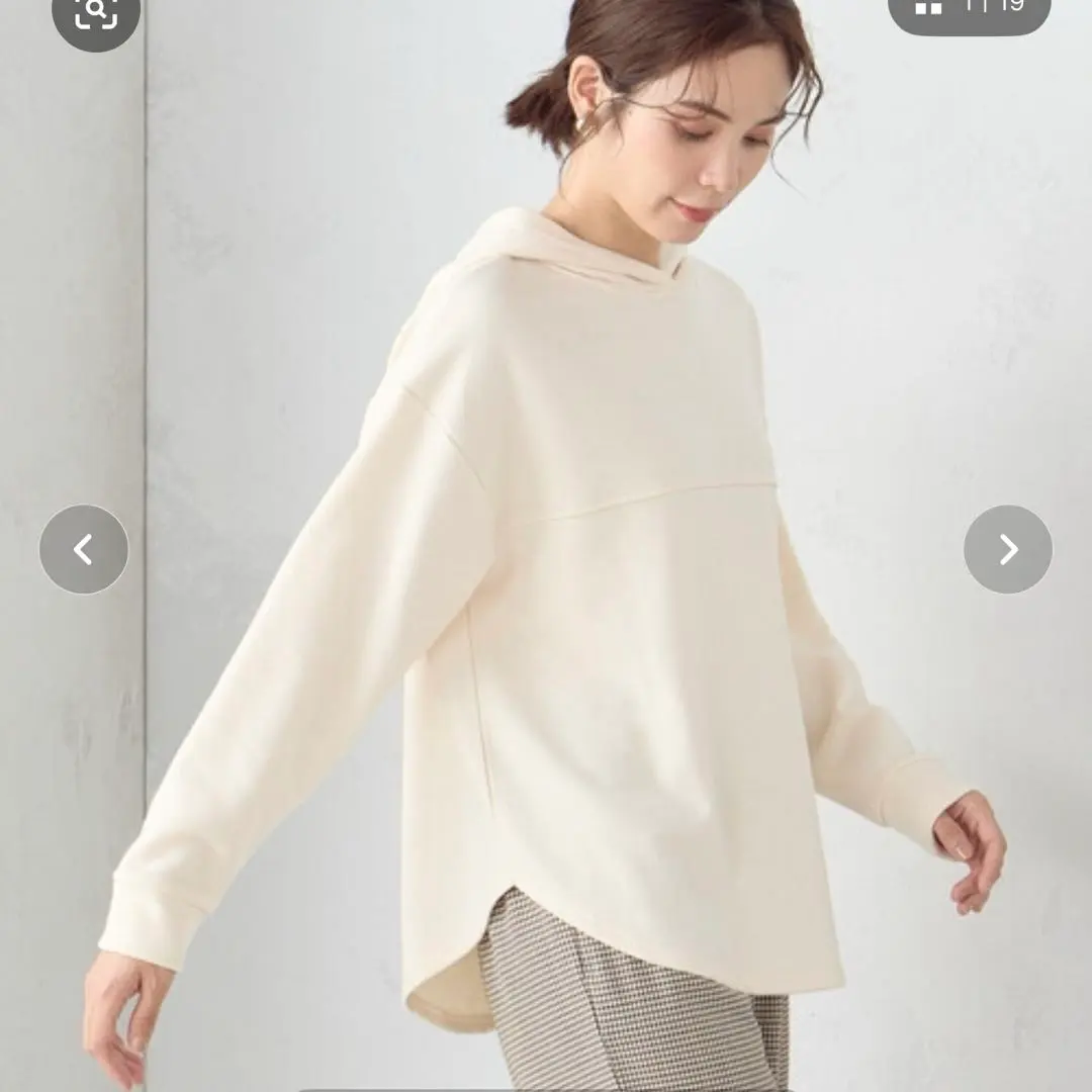 Thumbnail of Final Price Reduction: Comme Ca ISM Hoodie - White