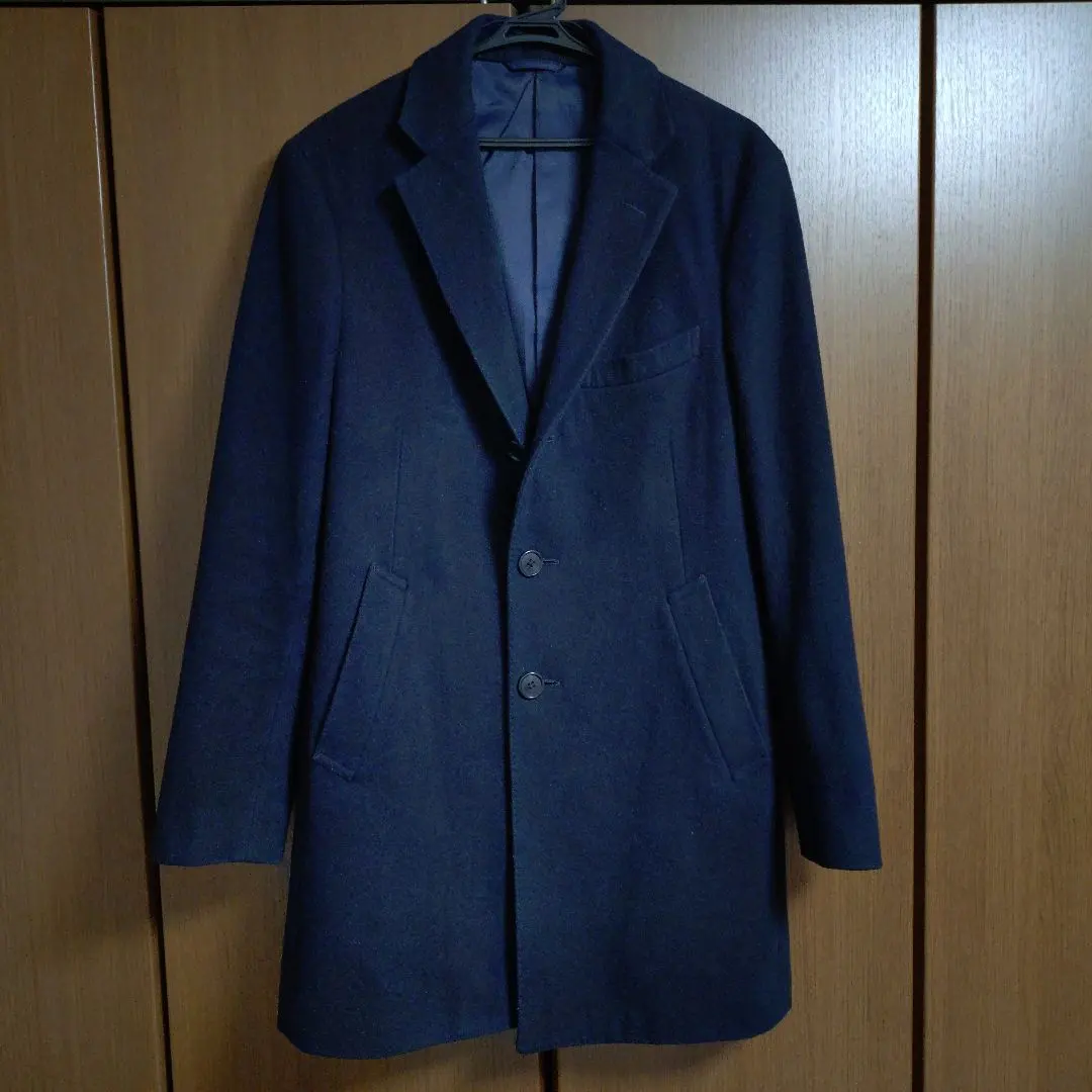 Thumbnail of Dark blue single-breasted Chester coat