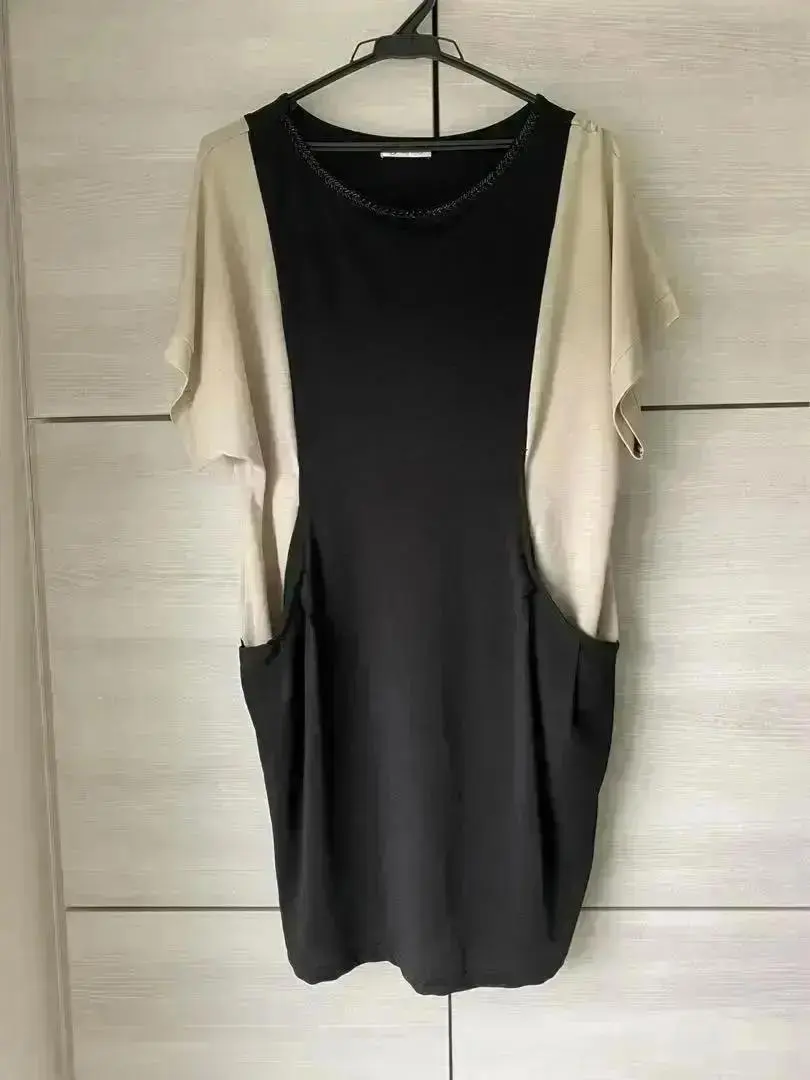 Thumbnail of Beige color-block tunic, size M