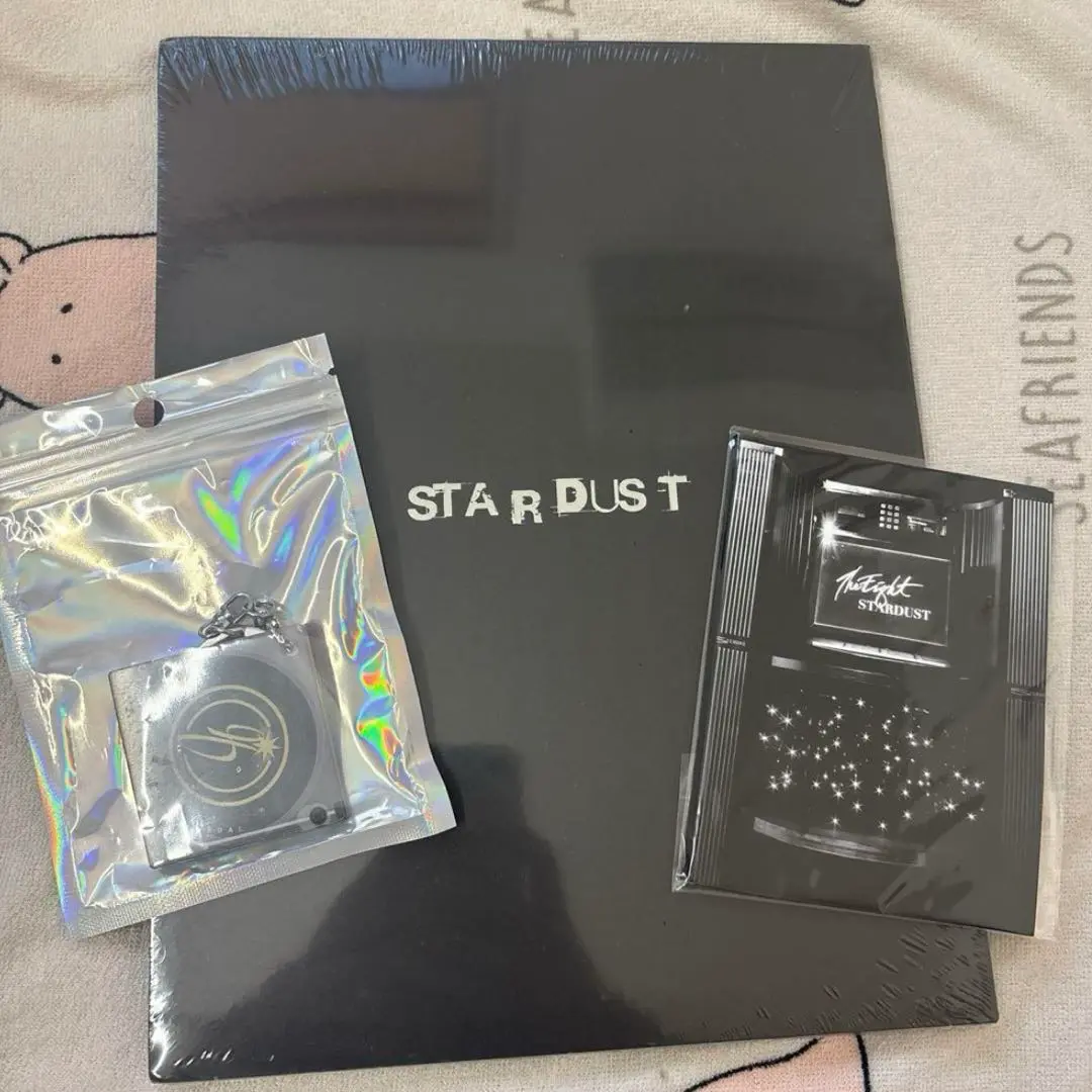 THE8 Stardust 1st EPCHINA 未開封新品 THE8 Stardust 1st EPCHINA 未開封新品 - メルカリ