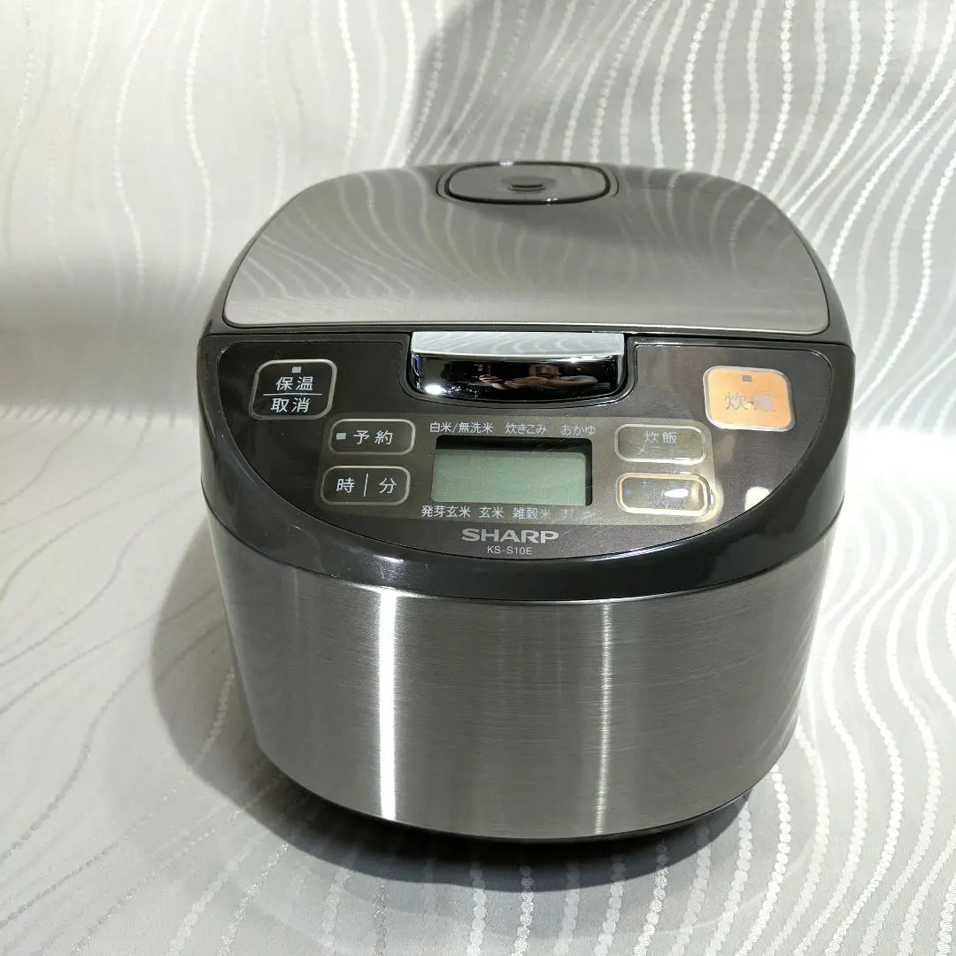 【未使用品】シャープ KS-S10E-S 炊飯器 Amazon | SHARP ジャー炊飯器 KS-Z101-S シルバー系 KS-Z101-S